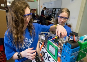 District robotics teams compete in FIRST Tech Challenge