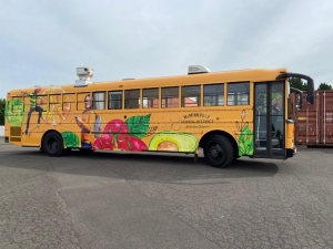 McMinnville School District unveils “Nutrition Bus”