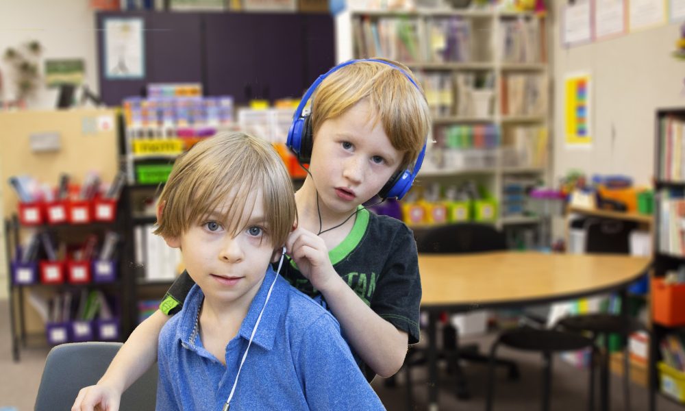 Earbud Boys Mcminnville School District